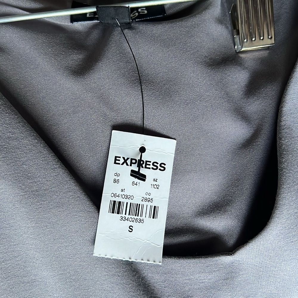 Express Tank Top - Picture 3 of 3